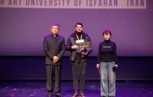 فیلم کوتاه «چمدان» موفق به کسب دو جایزه از بیست و دومین دوره جشنواره دانشجویی بیجینگ چین شد.
